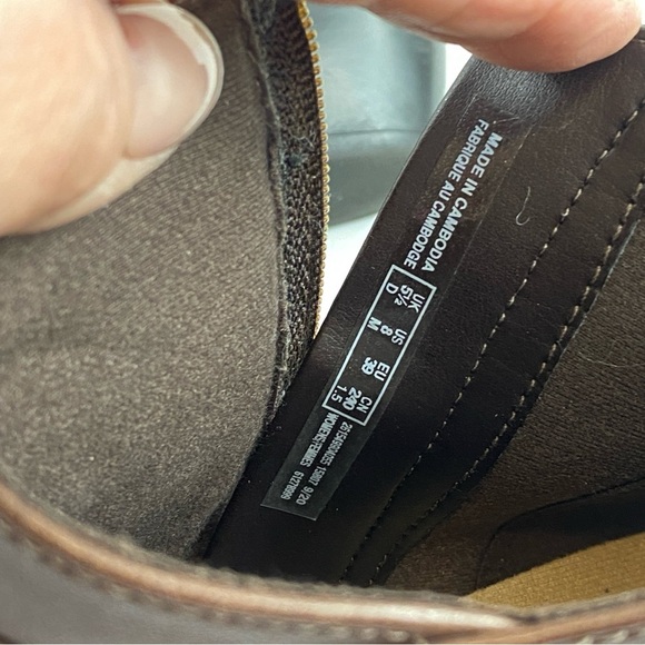 Clarks Women’s Brown Leather Zip Up Comfort Sole Approx 2” Heel Ankle Boots Sz 8 - Picture 11 of 12